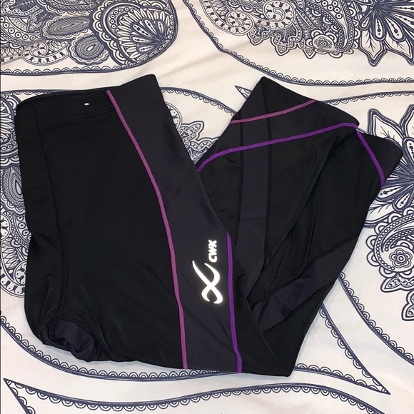 CW-X maximum compression tight Stabilyx crop - Picture 4 of 4